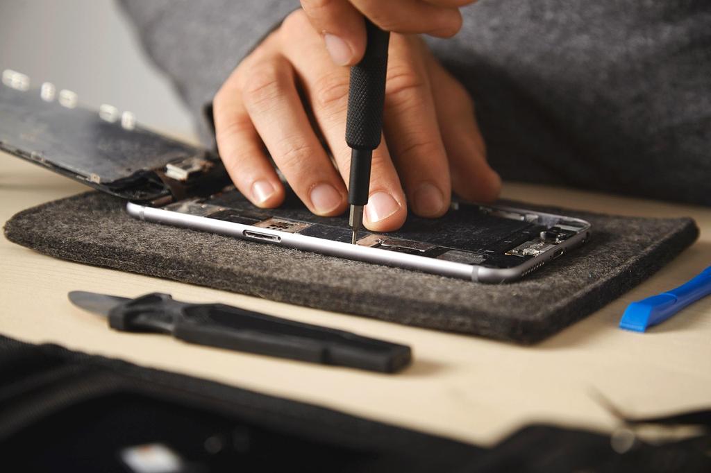 İletişim için telefon ve mesaj ikonları